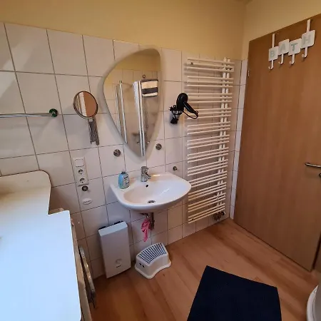 Meeresblick Norddeich Mit Balkon 아파트 노르덴